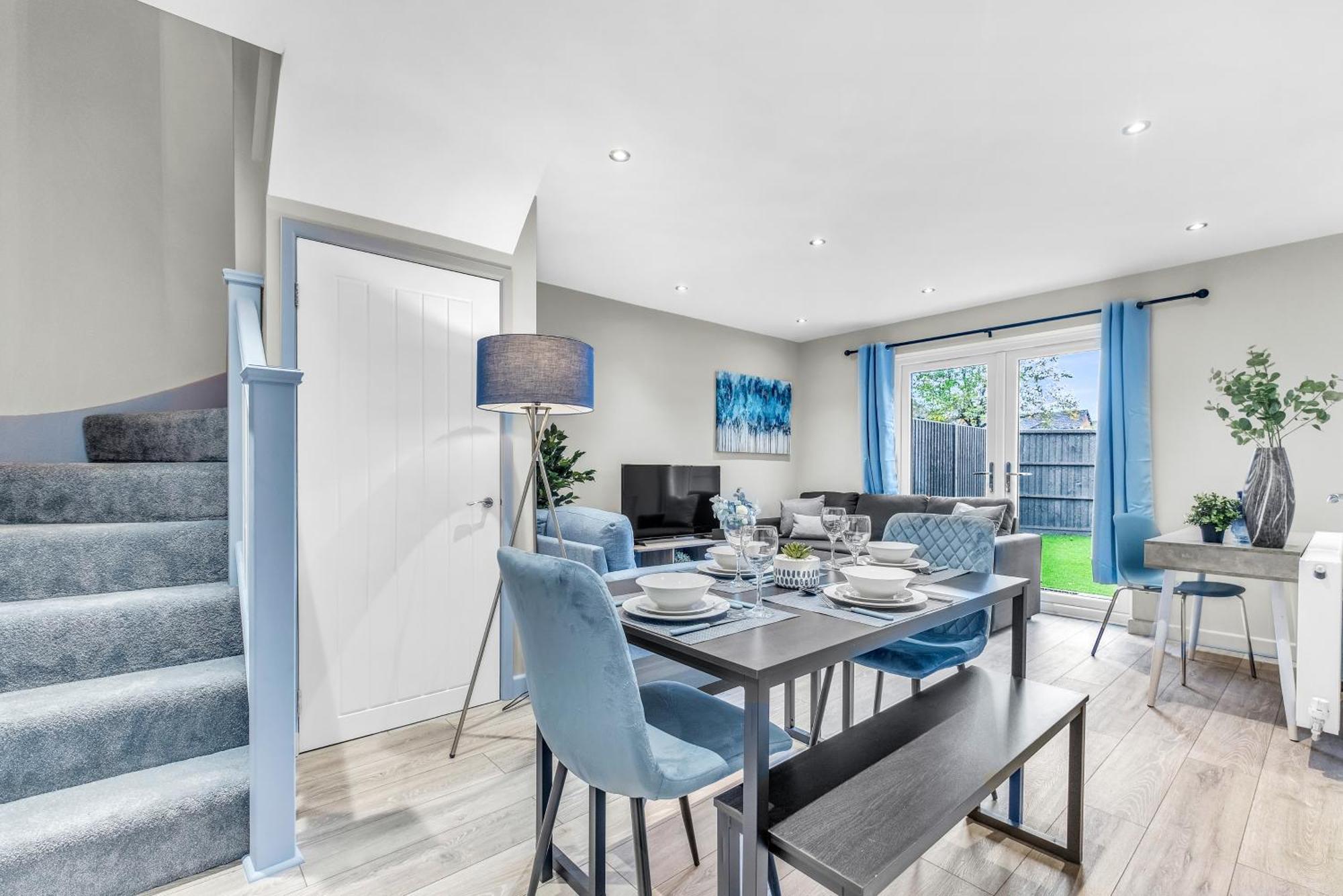 Mk 2-Bedroom Contractor'S Gem, 5 Beds, Sleeps 6, Free Parking Milton Keynes Esterno foto